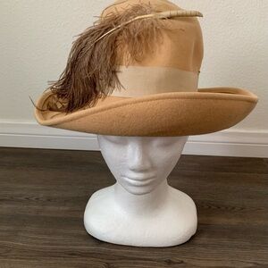 Miss Bierner wool hat
